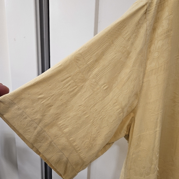 NWOT - Banana Cabana Yellow Silk Camp Shirt - Size L - Picture 6 of 8